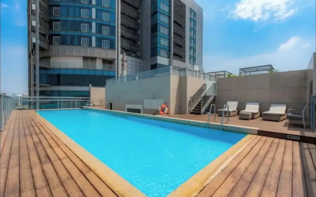 Bluesky Avalon Saigon Center Luxury