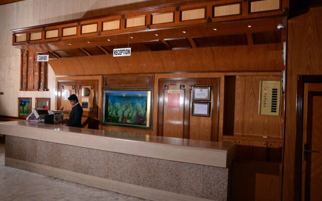 Aradous Hotel