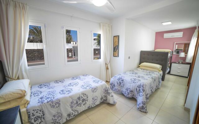 Ananda (L1) in Tias with 4 bedrooms and 4 bathrooms
