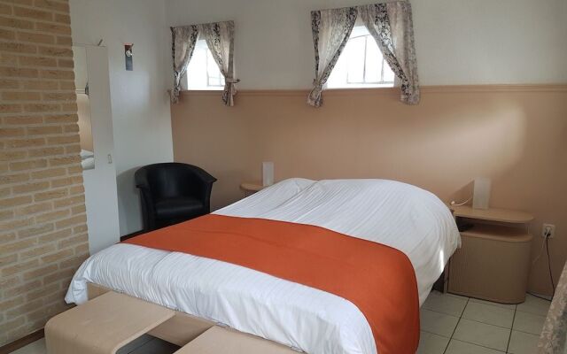 Hotel de Stadsboerderij/ Eetcafé de Brabander