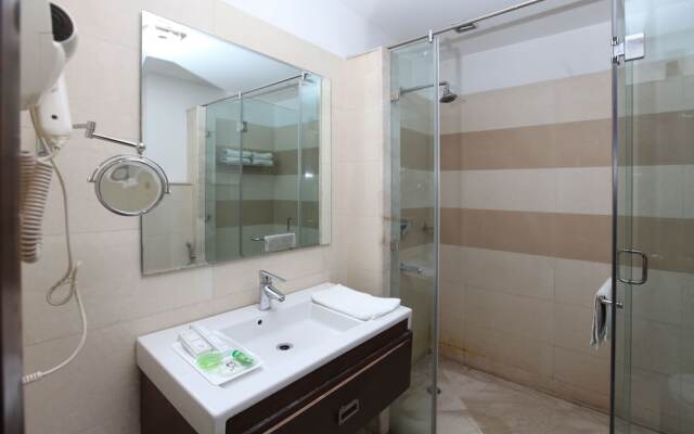 OYO 383 Hotel Divine Paradise