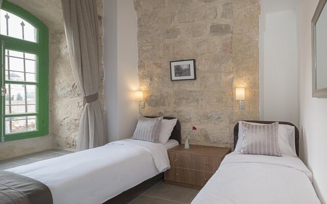 Malka Hotel