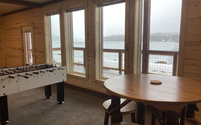 Keweenaw Waters Resort