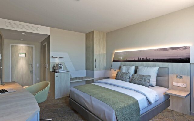Holiday Inn Frankfurt Airport by IHG