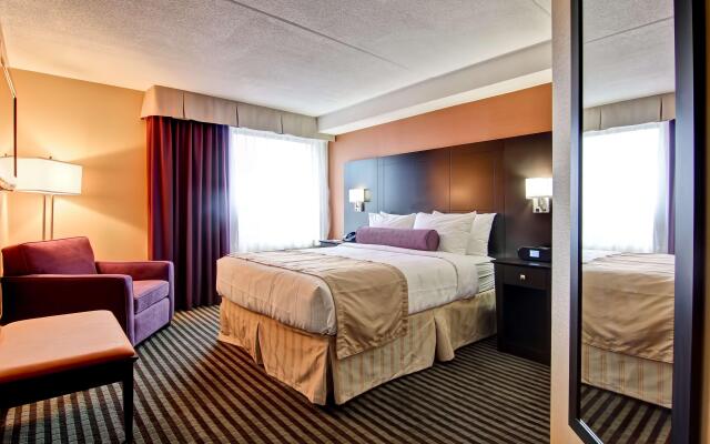 Best Western Plus Toronto North York Hotel & Suites