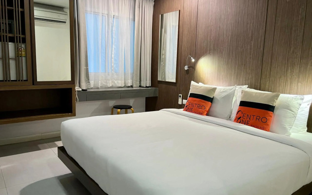 Elegancy Sansabai Hotel