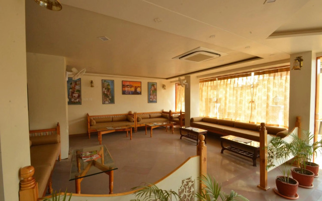 OYO Premium Assi Ghat