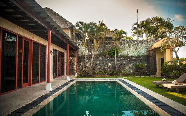 Royal Pool Villa Bali