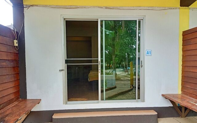 Wangnamkam Riverside Resort