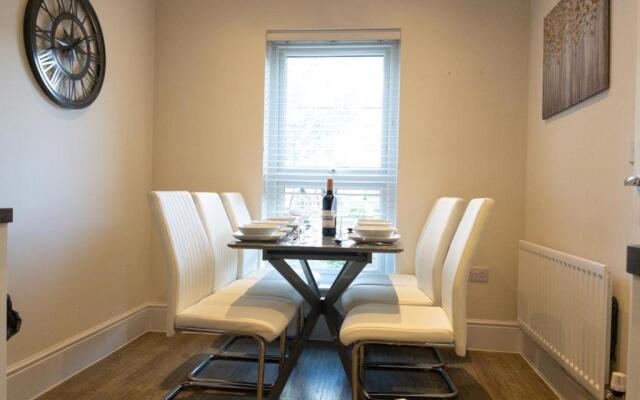 Hewlett Townhouse Addlestone