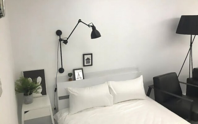 Iconic Inn