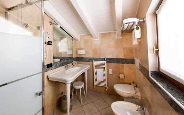 Hotel Ungheria Varese 1946