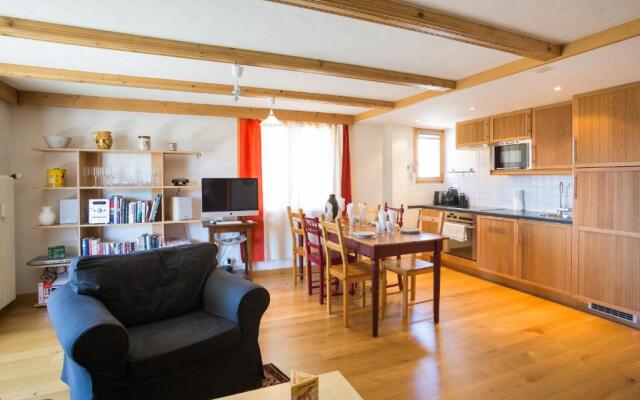 Apartment Avouitzons 220