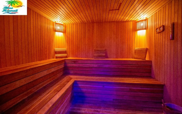 Kleopatra Blue Hawaii Hotel