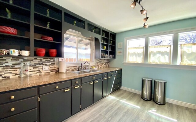 650 W. 10th St Loveland