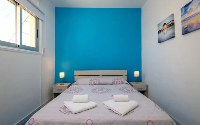 Anonymous - 2BR - 2Floors - Central
