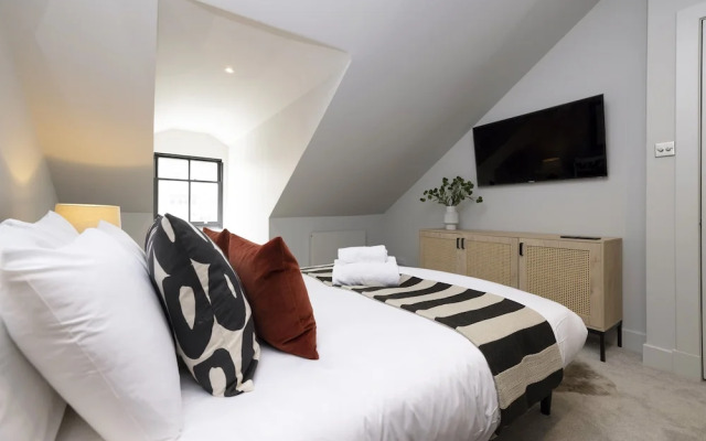 JOIVY Luxury Flat Near Edinburgh Castle