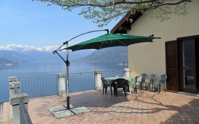 Exclusive Villa Crotto Lake View