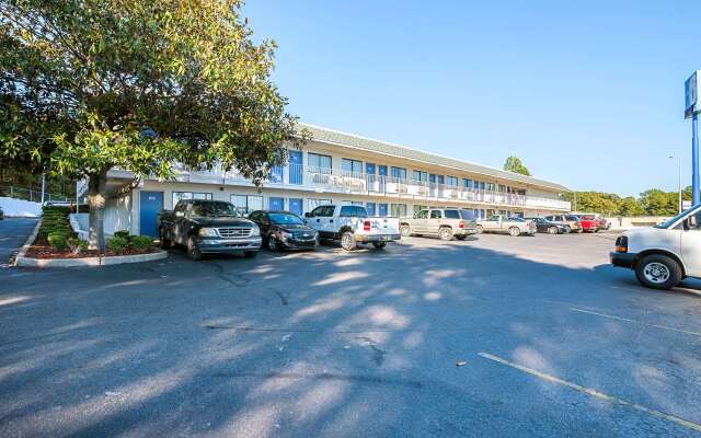 Motel 6 Bessemer, AL - Birmingham