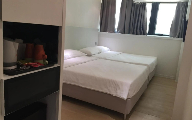 Homy Hotel Central