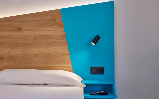 AHOI! Urban Beach Hotel