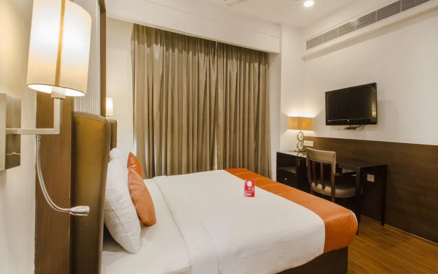 OYO 9960 Kubeera Palace