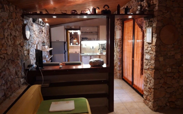 Georgi - 200 m From sea - SA1 Crveni