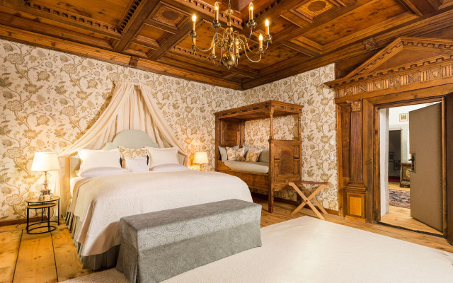 Schloss Prielau Hotel & Restaurants