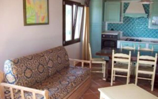 2 bedrooms appartement with sea view enclosed garden and wifi at Sassari