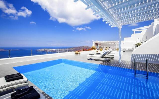 Immaculate 5-bed With Pool - Villa Eros Sea