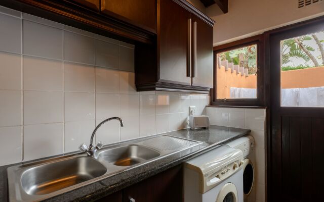 San Lameer Villa Rentals 2816