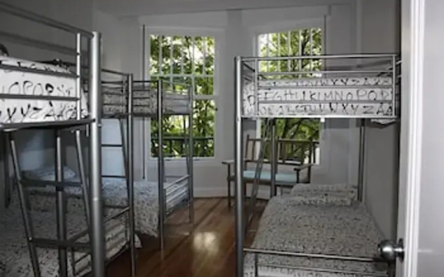 Aloha Hostel