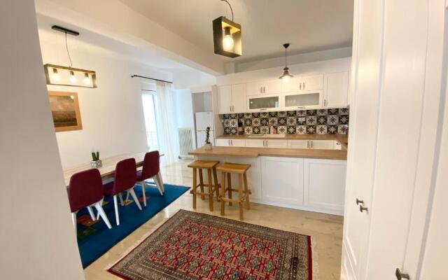 Luxury central beach suite 1’beach 5’downtown
