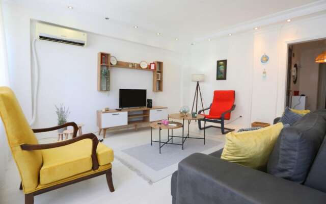 Modern Cozy Flat With Central Location in Sisli