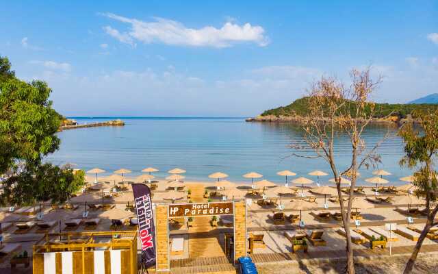 Zeus Paradise Beach