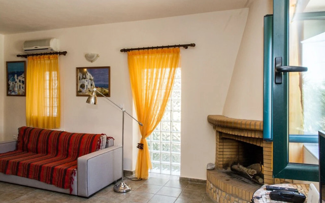 Kiveli - Comfy stone villa with seaview