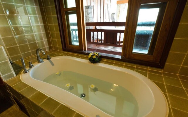Pattawia Resort & Spa