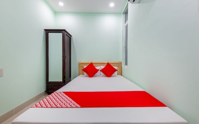 OYO 898 Phuong Thao Hotel