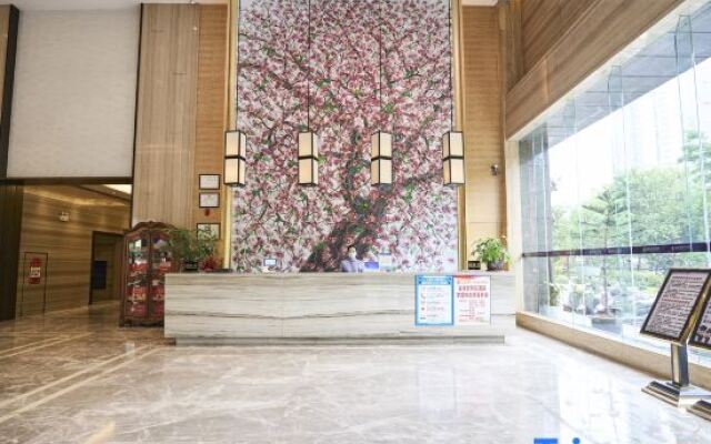 Yijia Zijinghua Hotel