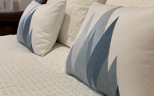 Stirling All Suites Hotel