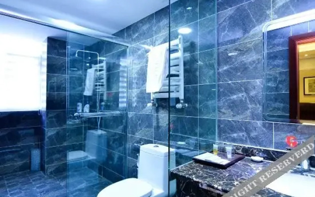 Fengzeyuan Business Hostel