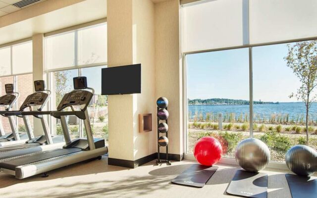 Courtyard Erie Bayfront