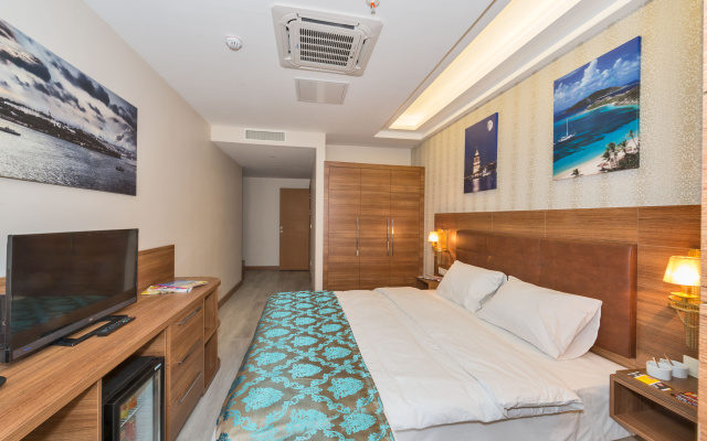 Grand Palace Hotel - Image 6