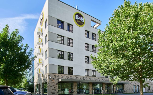 B&B Hotel Frankfurt-West