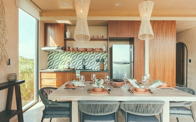 Luxury and Mordern Beachfront Condo by BT Homes