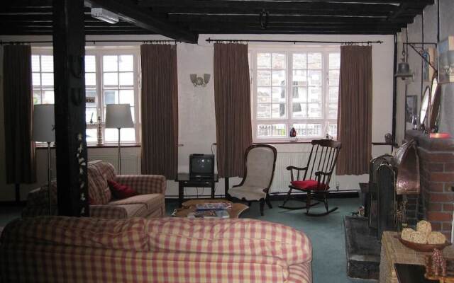 The Horseshoe Guesthouse