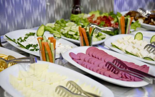 Golden Horn Park Hotel