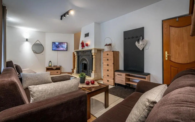 Willa Cicha Woda III