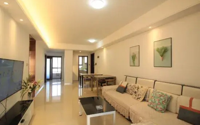 Aijia Family Apartment