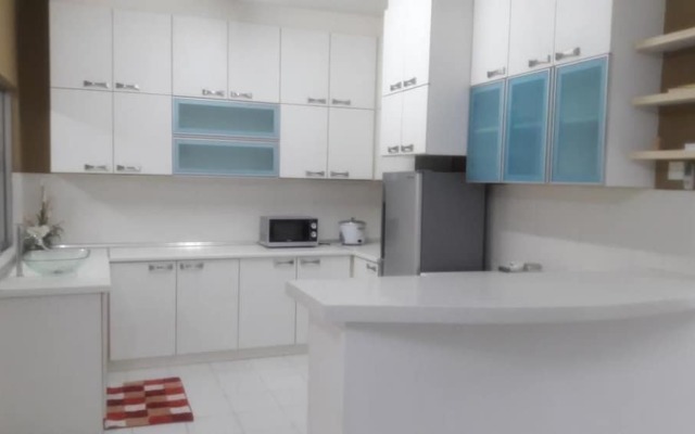 Kenanga Homestay Bukit Mahkota